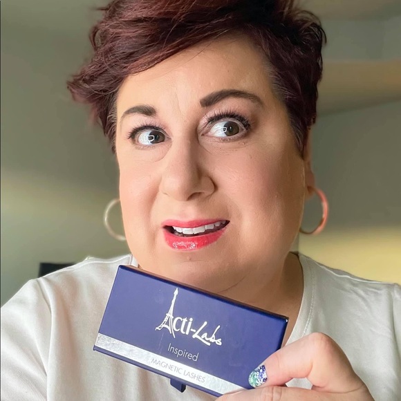 Inspired Magnetic Lashes - Picture 3 of 6